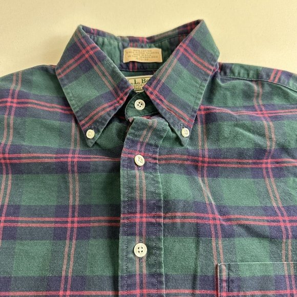 Vintage L.L. Bean Mens Shirt Adult 15.5 / 32 Button Down Plaid Green Made In USA - Picture 3 of 9
